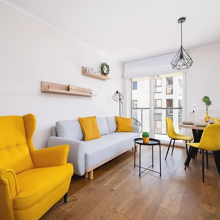 Przytulny Apartament Na Wroclawskiej Z Parkingiem W Krakowie By Noclegi Renters Zewnętrze zdjęcie